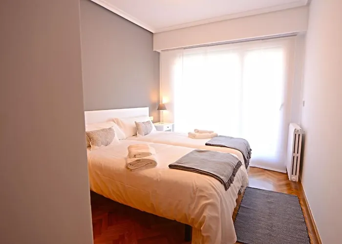 Go Donosti Berio 度假居 *